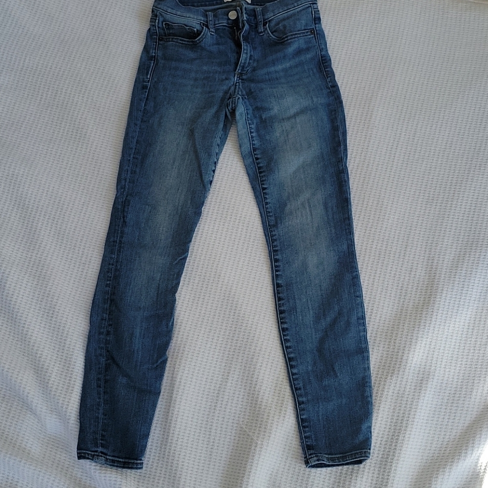 Gap True Skinny Jeans 26S